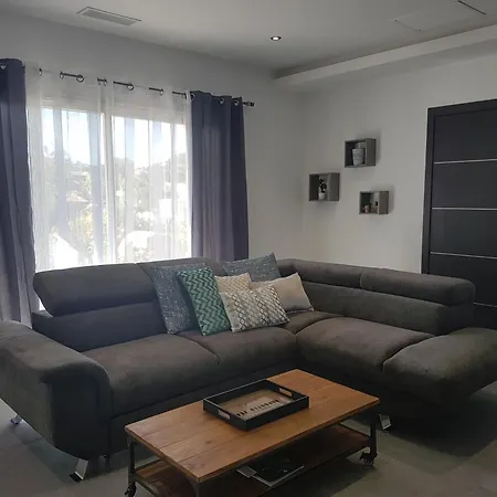 130 M2 Dans Domaine Privé Aux Pierres Roses *