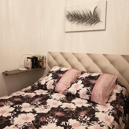 130 M2 Dans Domaine Privé Aux Pierres Roses * Porto-Vecchio (Corsica)